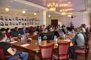 Петропавловск-Камчатский. Создание информационного центра для школьников обсудят на сессии Молодежного парламента