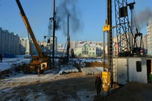 Барнаул. За строительством новой школы можно наблюдать в онлайн-режиме: на объекте установили специальную камеру