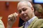 "Коммерсант". «Пусть с сосульками разбираются на местах»